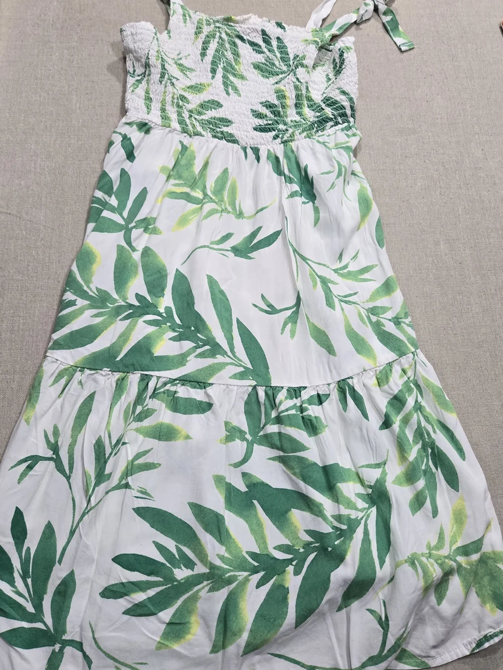 The Children's Place White Sundress with Green Leaf Print Size 7/8